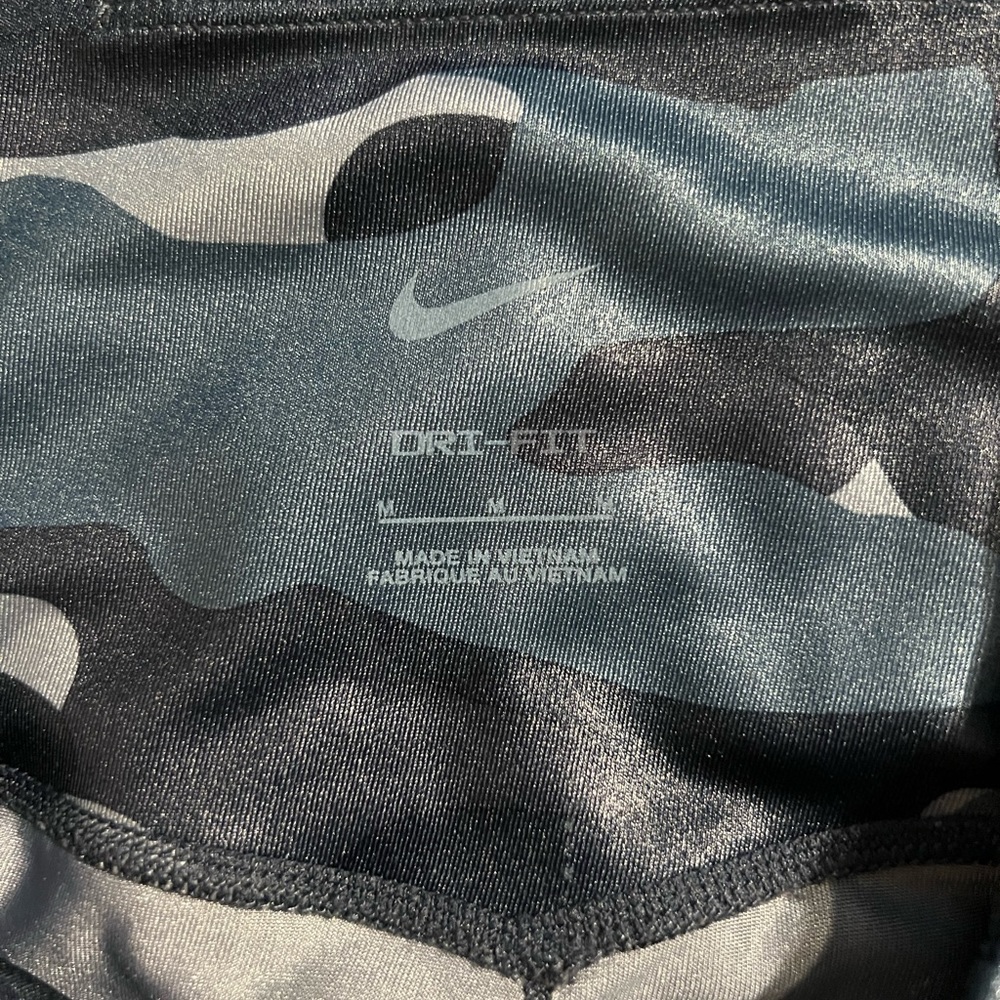 Nike Dri-FIT One Mid-Rise Thunder Blue Shiny Camo Leggings Women’s Size … - Picture 7 of 8